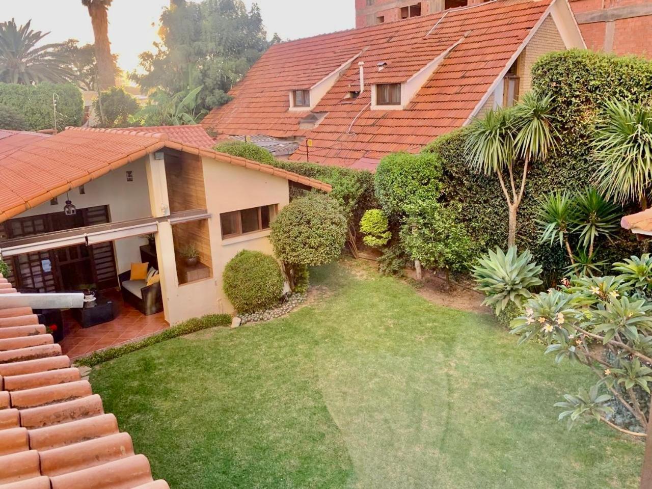Apartamento Con Jardin Cochabamba Exterior foto